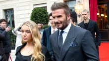 Iskopirala majku od glave do pete: Harper Beckham u jednom od svojih najboljih izdanja
