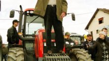 Apel Vladi da zaustavi propadanje hrvatskog sela i agrara