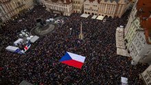 FOTO Deseci tisuća na ulicama Praga: Ovako su podržali predsjednika Češke