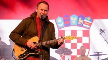 Dagur Sigurdsson kao rock zvijezda: Poslušajte kako pjeva i svira