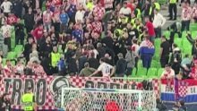 'Sramota pijanih hrvatskih navijača': Evo što Slovenci pišu o skandalu u polufinalu Eura