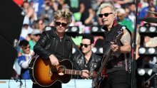 Gledatelji u šoku: Green Day na Super Bowlu izveo – baš onu pjesmu