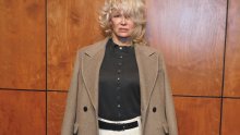 Nova frizura Pamele Anderson ukrala je pozornost i otkrila lice bez trunke šminke