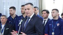 Marijan Kustić predvodio delegaciju HNS-a na 50. konfresu UEFA-e