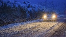 Oprez na autocesti: U Lici pada snijeg, dionica autoceste A1 je zatvorena