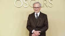 Spielberg uplatio bogatstvo obitelji Van Der Beek, a razlog tjera suze na oči