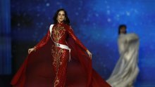 Miss Universe se srušila usred parade: Dramatičan trenutak Fatime Bosch snimljen kamerom