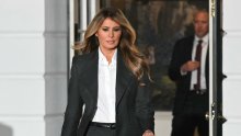 Besprijekorno izdanje: Melania Trump u ovom odijelu izgleda tako moćno