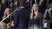 Svjetlucavo izdanje: Ivanka Trump u skupocjenoj kombinaciji zasjenila i Melaniju