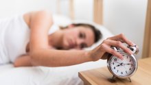Nesanica nakon 60-e: stručnjaci tvrde da loš san nije normalan dio starenja
