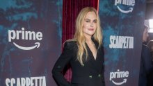 Komad koji se isplati imati u ormaru: Nicole Kidman pokazala trik koji pali i poslije dvadesete