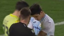 Kolarić je dosudio penal za Rijeku, a onda je počelo... Pogledajte gužvu i nagurivanje na Rujevici