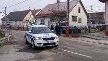 Drama u Gospiću: Osumnjičeni za dvostruko ubojstvo napao policajce, jedan ozlijeđen