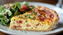 Hrskav izvana, kremast iznutra: Ovako se radi savršen quiche Lorraine