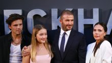 Jedan sin slavi, drugi šuti: Raskol u obitelji Beckham sve je dublji
