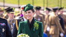 Kate Middleton plijenila elegancijom u zelenom, a svi samo govore o naušnicama