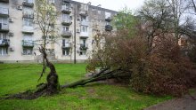 Kaos u Zagrebu: Po ovakvom vjetru ove stvari odmah maknite s balkona