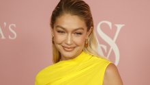 Gigi Hadid prvi put reagirala nakon što se pojavila u Epsteinovim dokumentima: 'Pozlilo mi je'