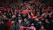 Liverpoolovi navijači napustili stadion usred utakmice; poslušajte što su pjevali