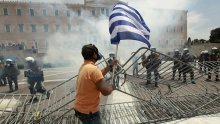 Dvije trećine Nijemaca sumnjaju u euro