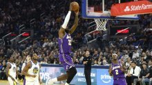 Povijesni trenutak u NBA ligi: Prva asistencija sina ocu, Bronny dodao za zakucavanje LeBronu