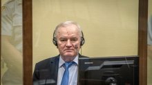 Ratni zločinac Ratko Mladić doživio moždani udar, u teškom je stanju