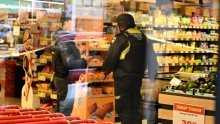 Pucao na prolaznike pa se zabarikadirao u dućan, šest mrtvih: 'Ovo je teroristički napad'