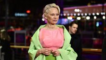 Iza nje je pet brakova: Pamela Anderson sada bira život bez partnera