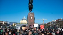 Policija prijavila organizatoricu antifašističkog marša: Ovi transparenti su im sporni