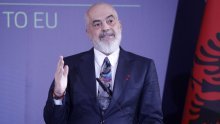 Opet u svom stilu: Edi Rama otkrio kako 'mali' igraju u NATO-u