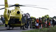 Teška nesreća na Cresu: Rezali lim da izvuku trudnicu iz vozila, odvezena helikopterom