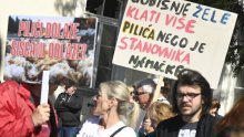 FOTO Sisak na nogama: Pogledajte transparente protiv megafarmi i klaonica pilića
