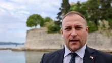 Vlajčić kažnjen s 2000 eura zbog zapošljavanja rođakinje, Šariću najveća moguća kazna od 5309 eura