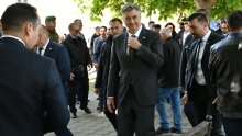 Plenković i Milanović susreli se u Okučanima: Pogledajte kako su se pozdravili
