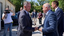 Bačić u Zadru: Dodijelio ugovore za priuštivo stanovanje i prometnu infrastrukturu