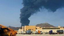 UAE optužuje Iran za napad dronom: 'Izbio je požar u zoni naftne industrije'