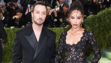 Zoë Kravitz bez Harryja Stylesa i zaručničkog prstena: Jedan detalj odmah je pokrenuo komentare