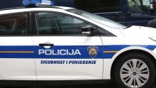 Teška prometna nesreća: Motociklist izletio s ceste i udario u ogradu, preminuo u bolnici