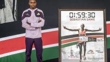 Došao je iz kenijskog grada šampiona, navukao supertenisice i ušao u povijest