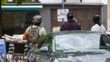 Talačka kriza u Njemačkoj dobila neočekivan rasplet: Policija upala u banku, a otmičara nije bilo