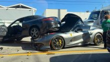 Da te srce zaboli! Vozač usred bijela dana razbio Ferrari od 2.5 milijuna dolara, pogledajte kako izgleda