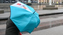 Stiglo nevrijeme: U Zagrebu jako zapuhalo, a onda je krenula kiša