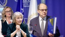 Odlazak Schmidta podigao tenzije u BiH: 'To je šamar Njemačkoj, novi predstavnik bit će bliži SAD-u'