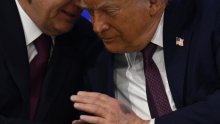 Modrice na rukama i pitanja o zdravlju: Trump ide na pregled u vojnu bolnicu