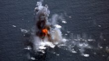 Iran rasporedio podmornice s raketama, prijete obogaćivanjem uranija 'na 90% čistoće'