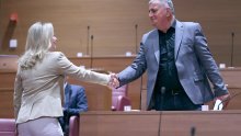 Veselo u Saboru: Dvojica zastupnika imala poseban razlog za slavlje