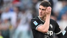 Vlahović pred nevjerojatnim transferom: Odlazi u velikana da bi sjedio na klupi?