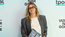 Mirna Zidarić šopingirala je u H&M-u, a rezultat je sjajan: Traperice koje svi žele i hit majica