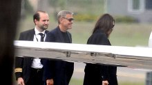 Džentlmen stare škole: Ovako se George Clooney ponaša prema Amal daleko od crvenog tepiha