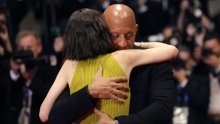 Emotivan trenutak koji je sve ganuo: Vin Diesel zagrlio kćer pokojnog Paula Walkera